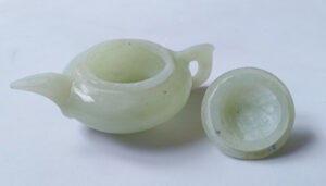 Vintage Chinese Jade Teapot 中国玉茶壶 - Image 5