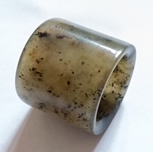 Jade Thumb Ring 玉扳指 - Image 2